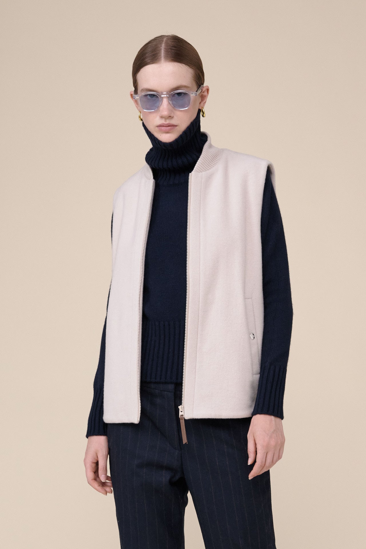 Greta Sleeveless Cashmere Bomber