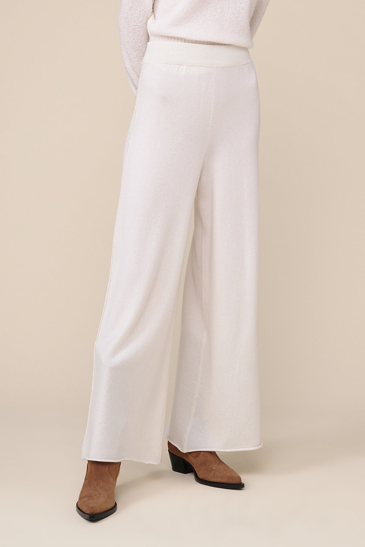 Amaranto Cashmere Knit Pants