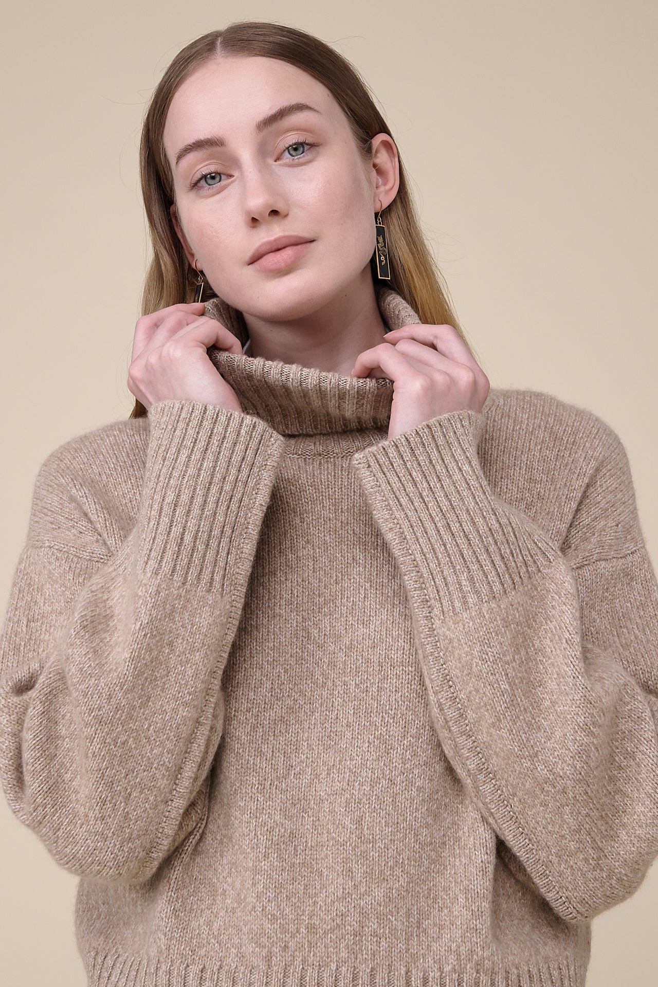 Laurence Cashmere Turtleneck