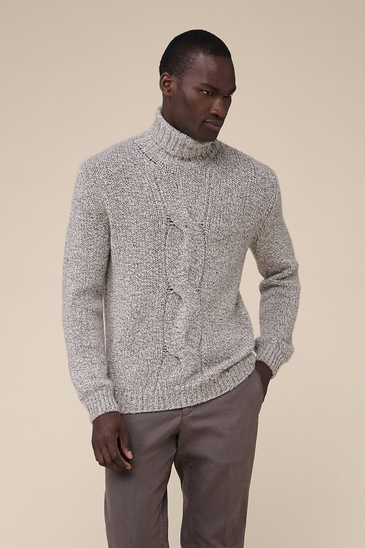 Nevada Scotland Cashmere Turtleneck