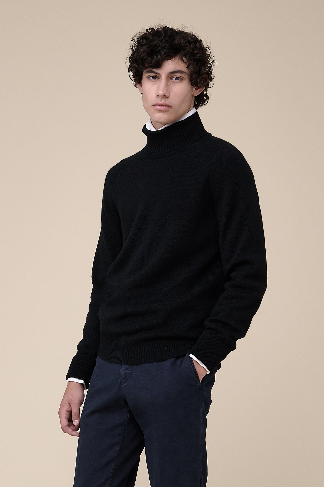 Derby Saddler Cashmere Turtleneck in iconic colors