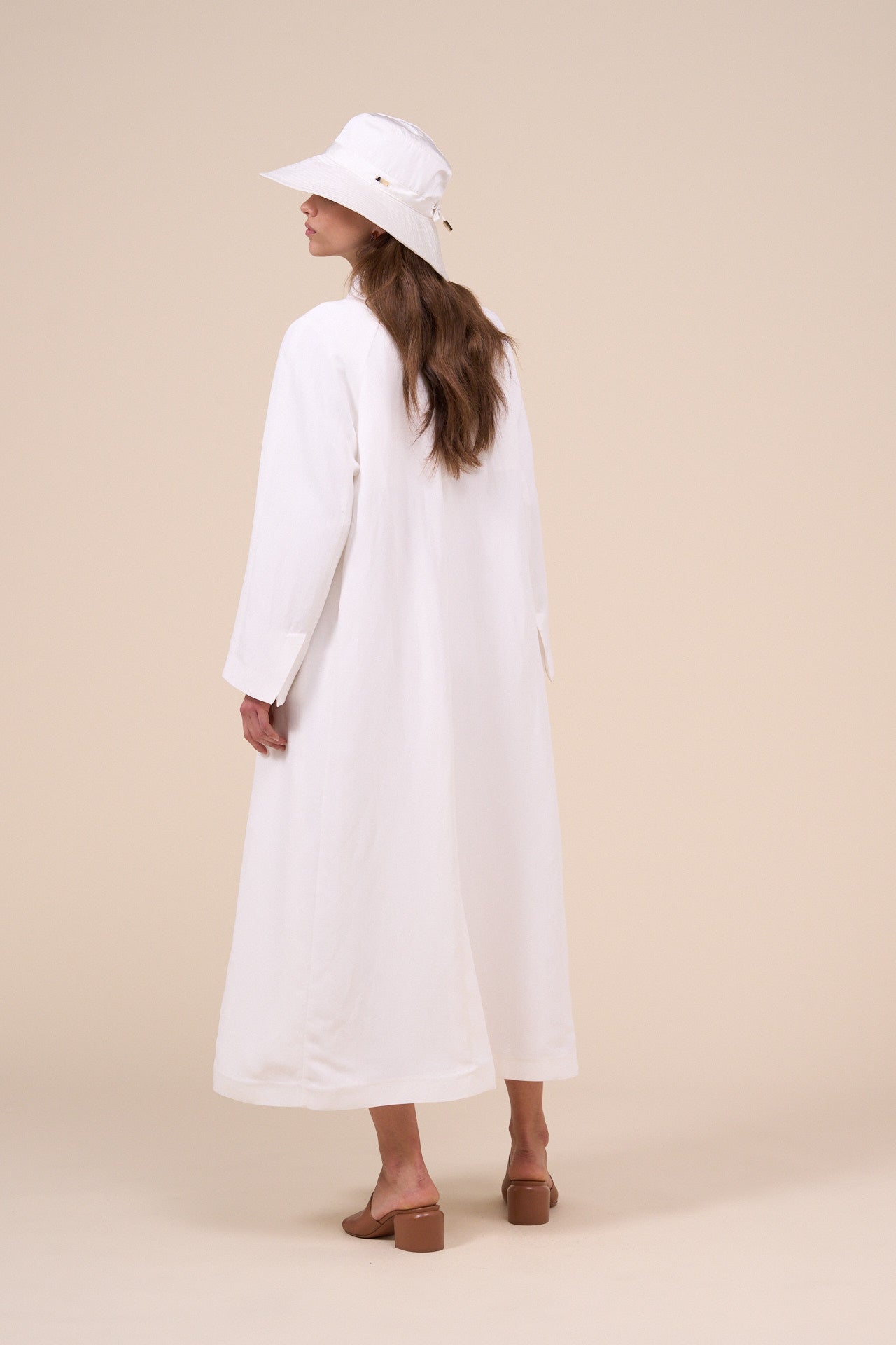 Era Fluid Linen Long Coat