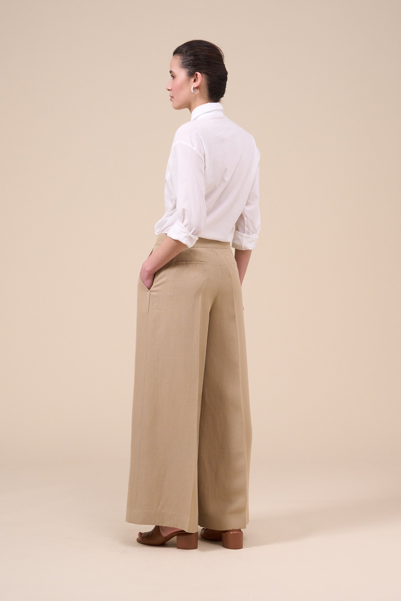 Helga Fluid Linen Baggy Pants